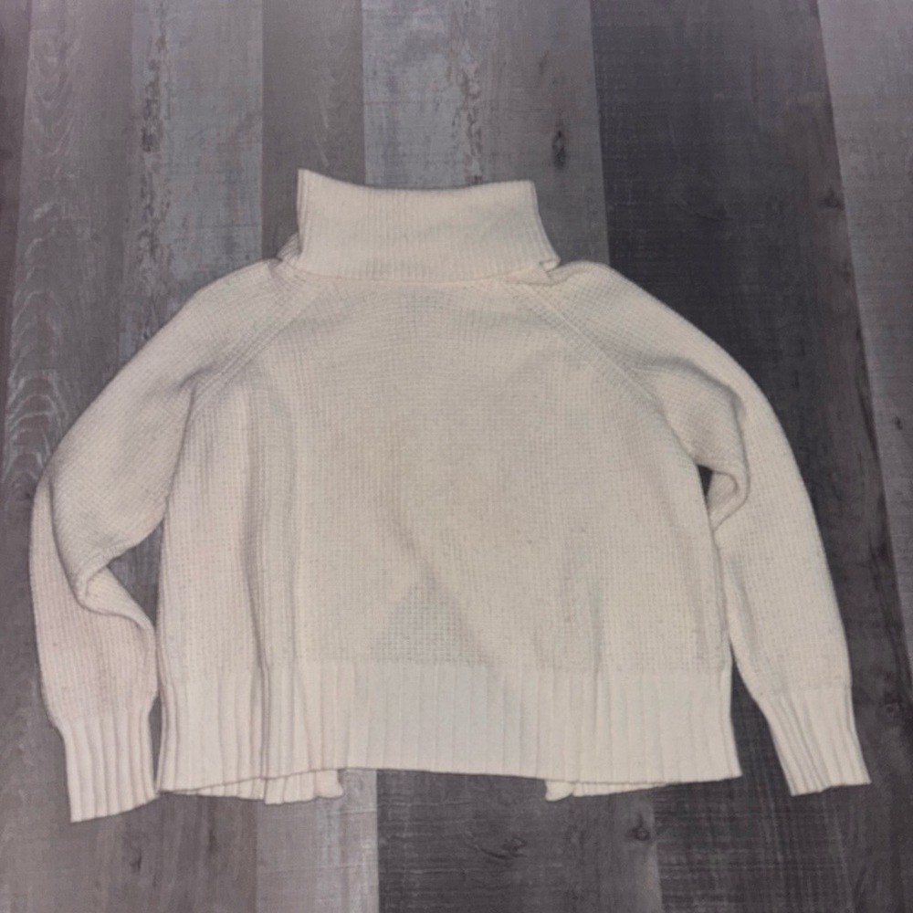 🍈Madewell Cream Turtleneck Sweater